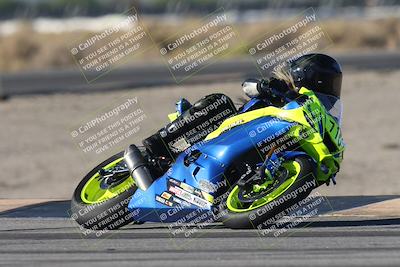 media/Nov-01-2025-CVMA (Sat) [[fc0f7531b8]]/Race 13-Femmewalla-Femmewalla UL/